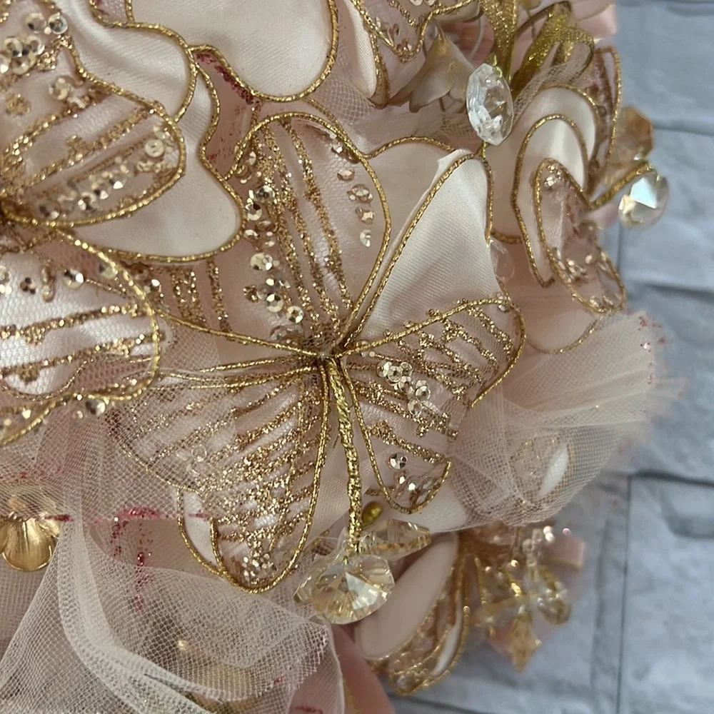 Quinceañera Bouquet of artificial flowers